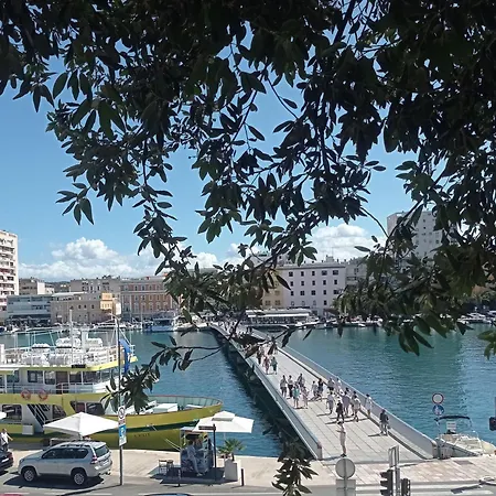 Fibula Modern Apartment Zadar